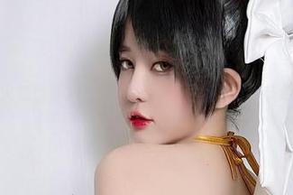 做不知火舞也要Tiny Asa来，图集中小细节尽显玩味